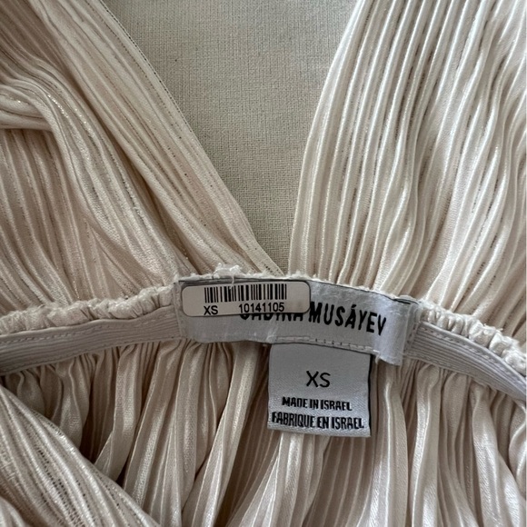 Sabina Musayev Shelby Top in Off White - Picture 11 of 16